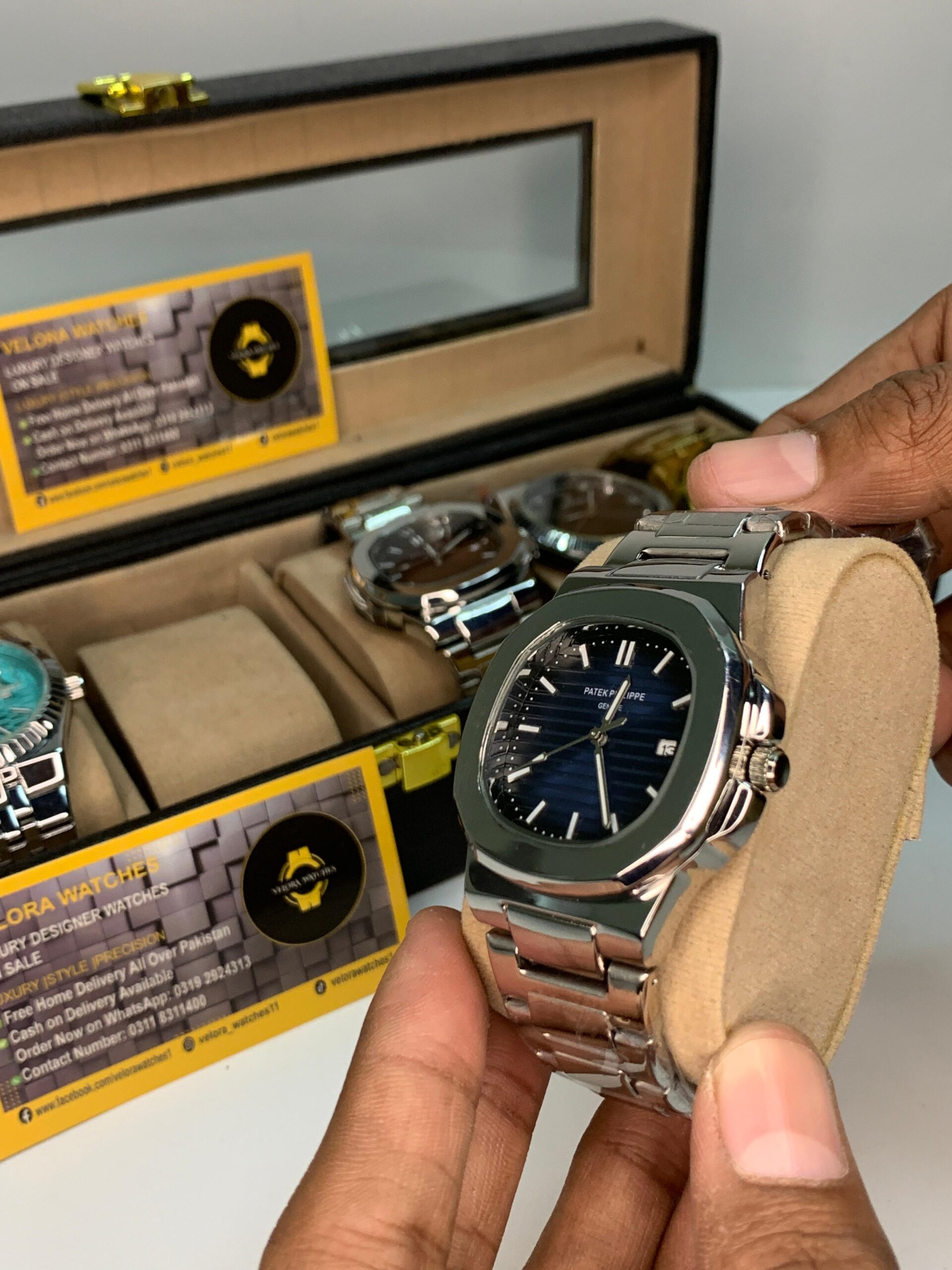 Patek Philippe Luxury Watch for Men Blue Dial - Image 2